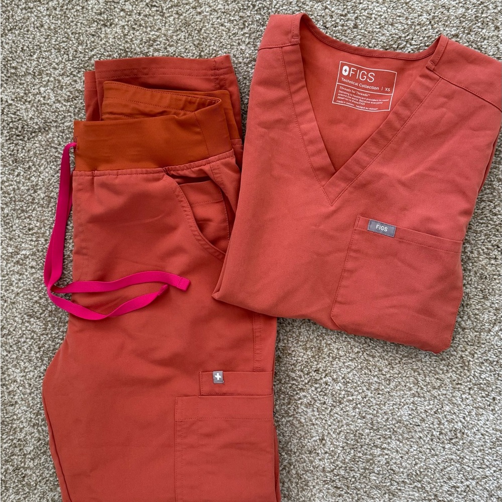 Figs W_Yola w/ yoga waistband skinny scrub pants